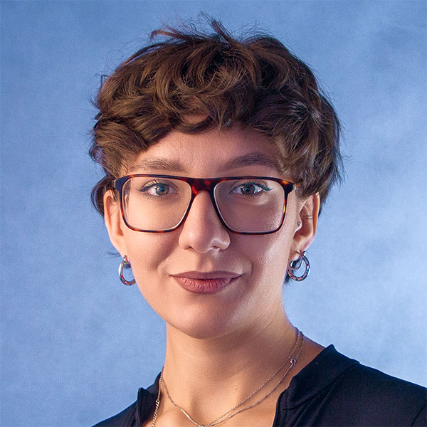 Алина Емяшева