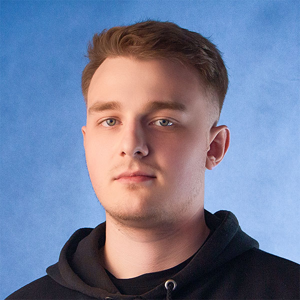 Егор Хохлов