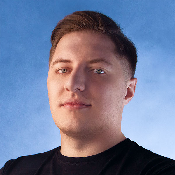 Артем Клушин