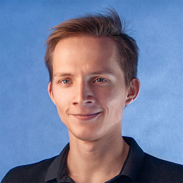 Вадим Костура