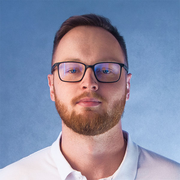 Антон Басов