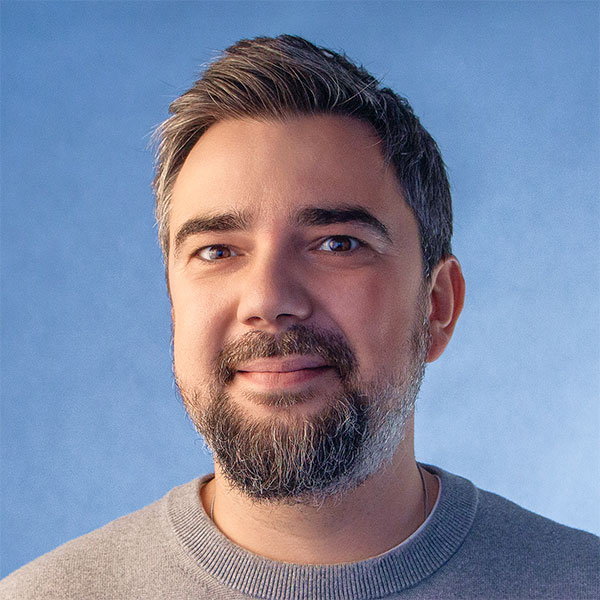 Максим Кухарев